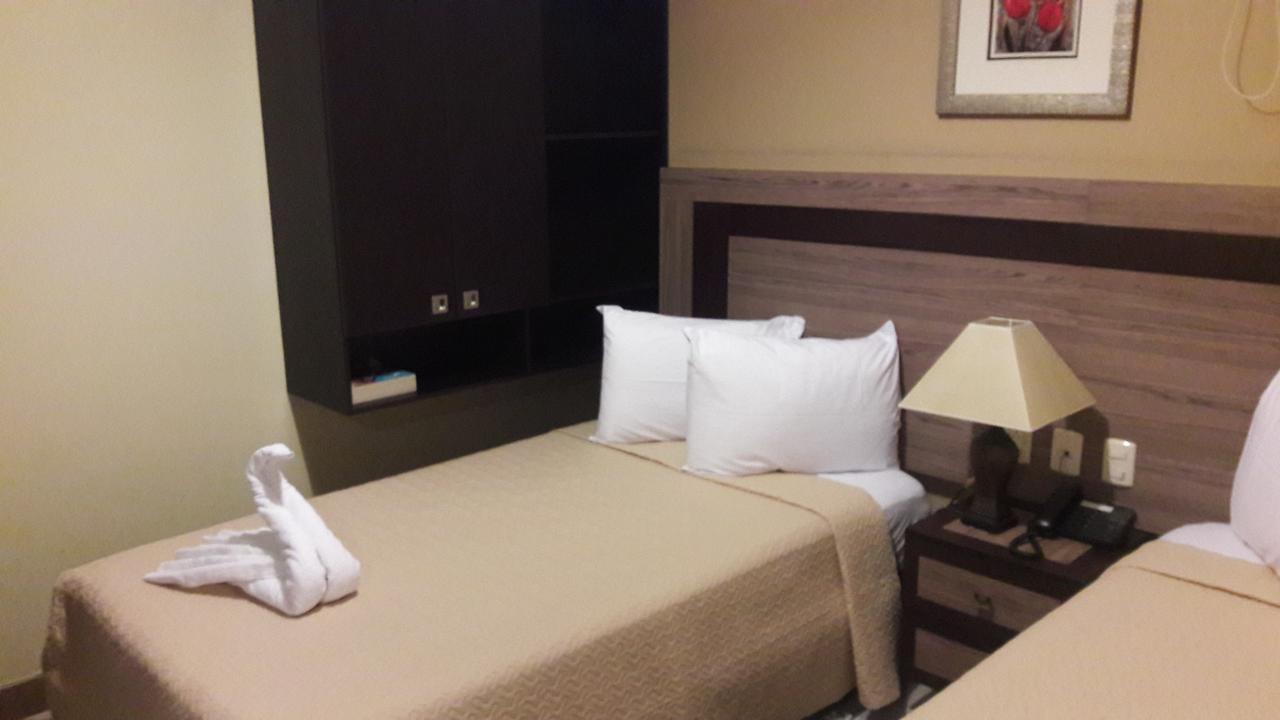 גוויאקיל Atlantic Blue Hotel מראה חיצוני תמונה