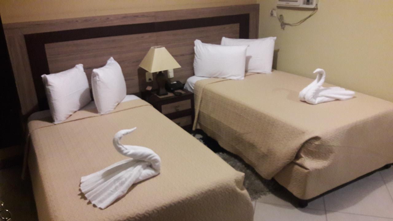 גוויאקיל Atlantic Blue Hotel מראה חיצוני תמונה