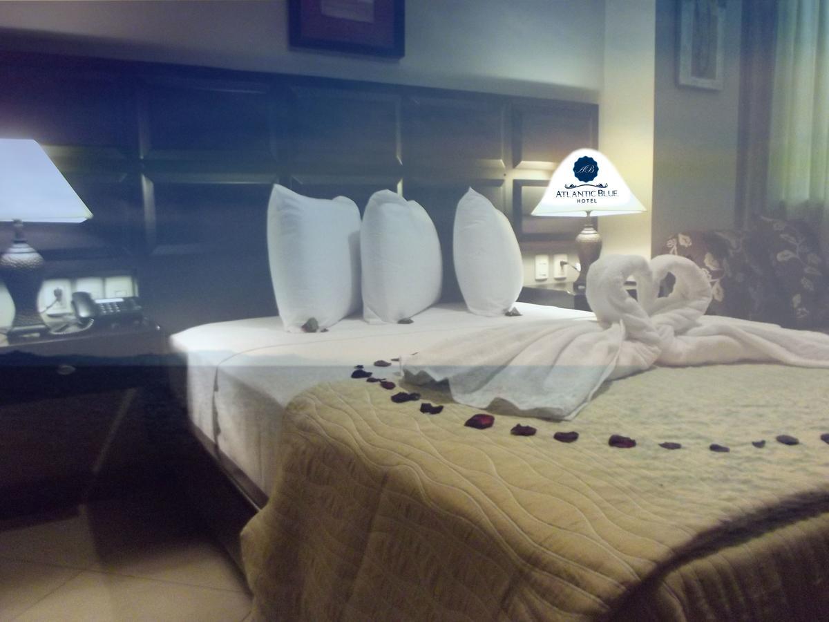 גוויאקיל Atlantic Blue Hotel מראה חיצוני תמונה
