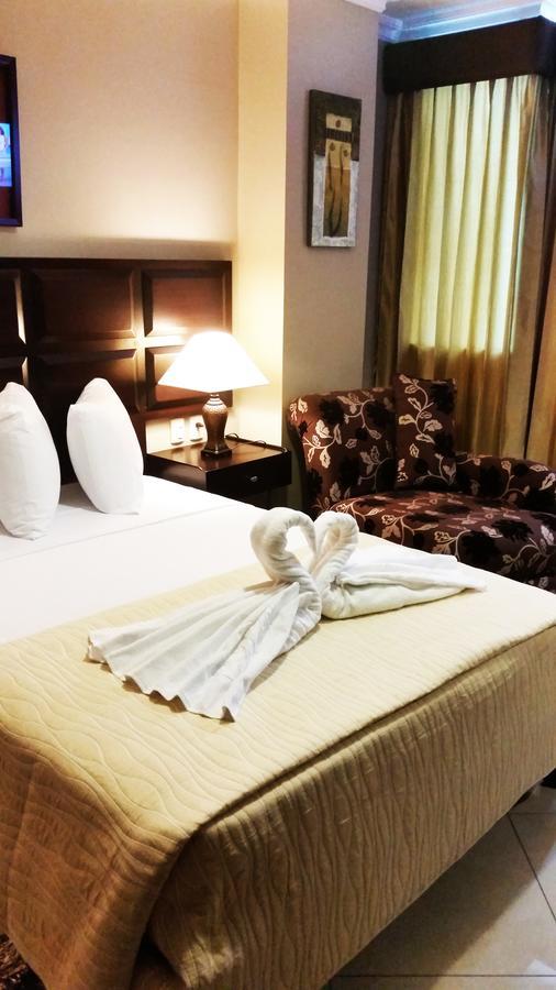גוויאקיל Atlantic Blue Hotel מראה חיצוני תמונה