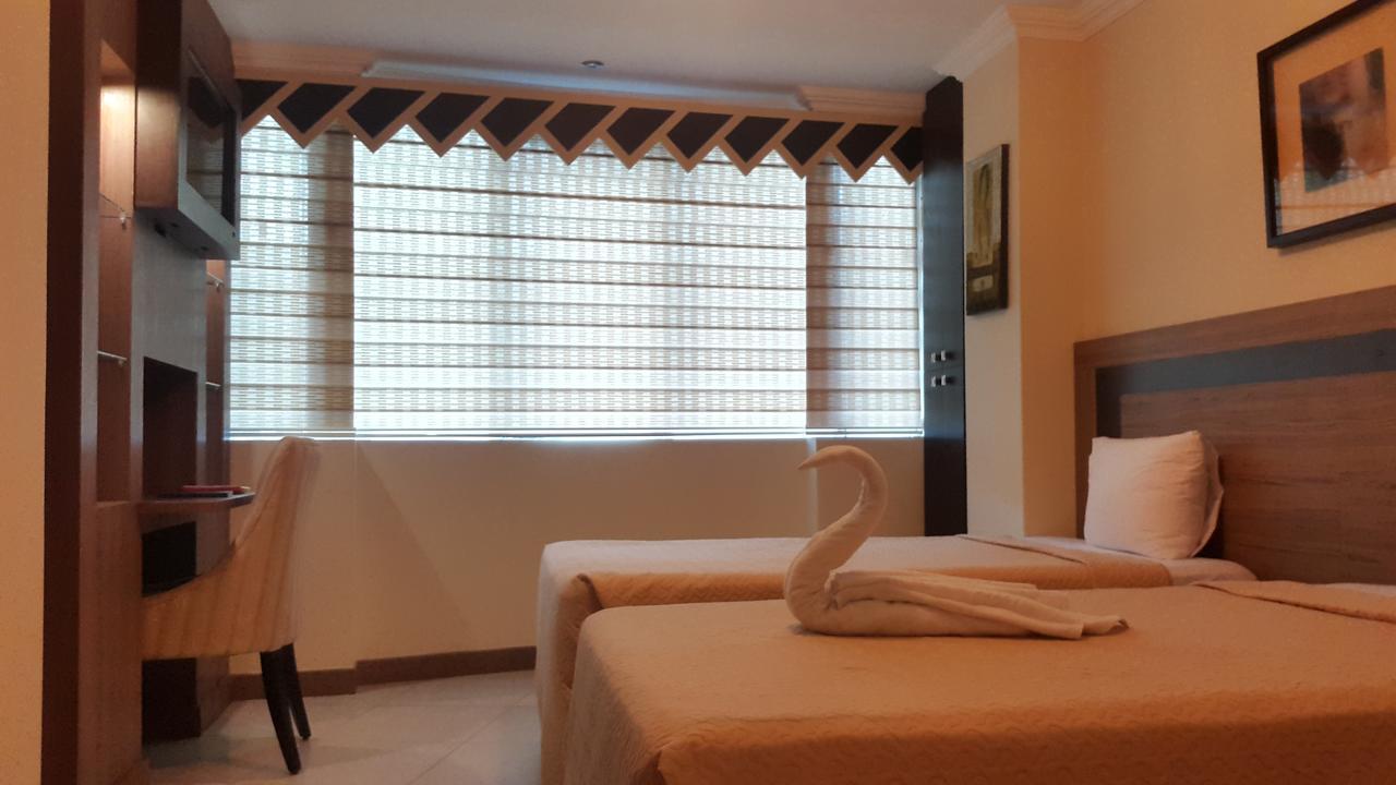 גוויאקיל Atlantic Blue Hotel מראה חיצוני תמונה