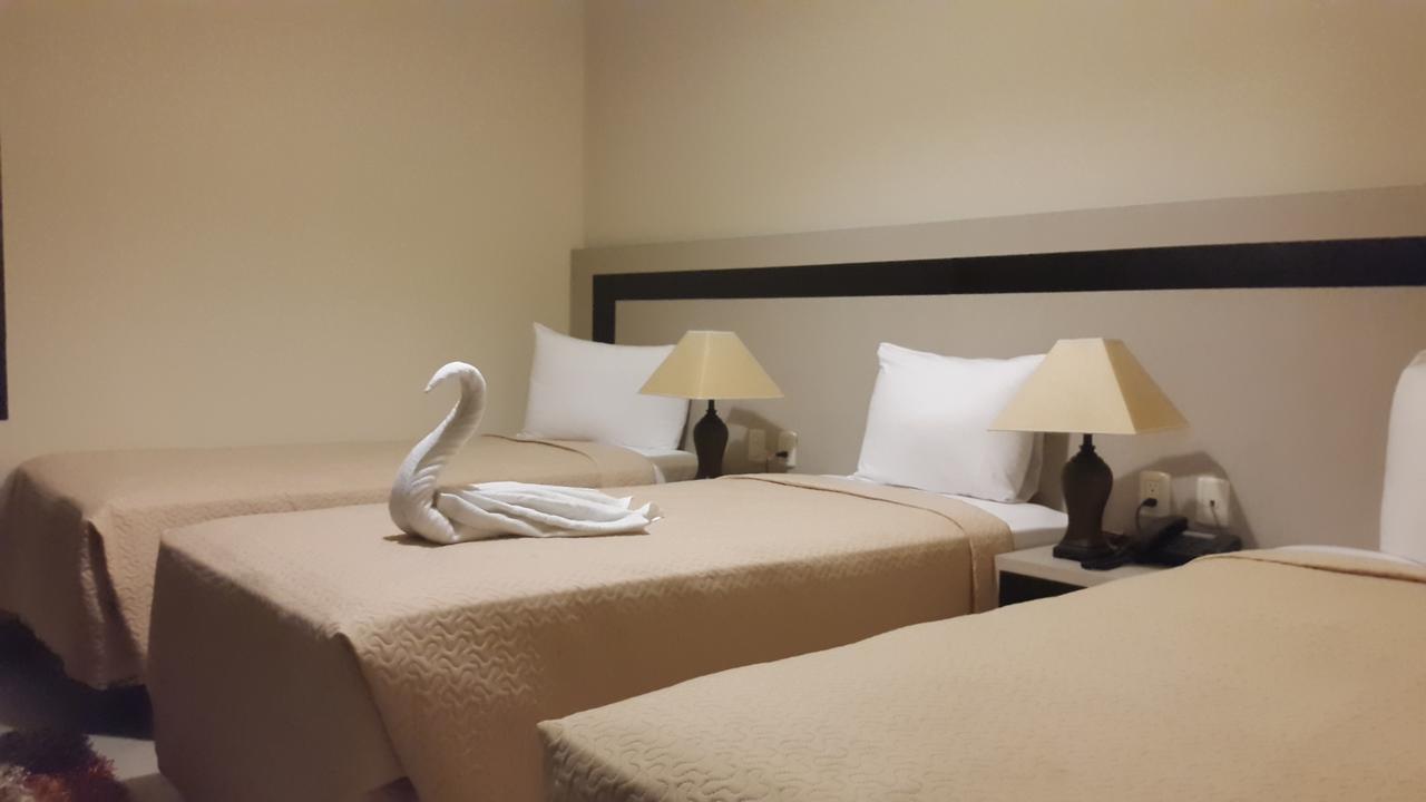גוויאקיל Atlantic Blue Hotel מראה חיצוני תמונה