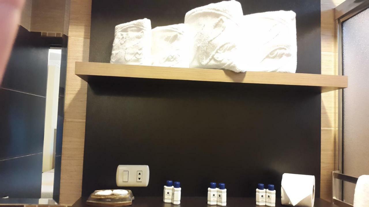 גוויאקיל Atlantic Blue Hotel מראה חיצוני תמונה
